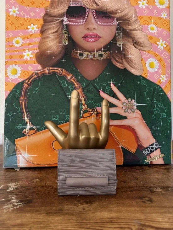 Louis Vuitton Taupe Epi Leather Small Wallet. Rehab torn elastic - Picture 4 of 9